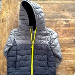 Columbia “powder lite” Jacket 3T
